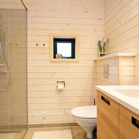 Luxurious Holiday In Lb K With Whirlpool Ålbæk