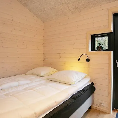 Luxurious Holiday In Lb K With Whirlpool Semesterbostad