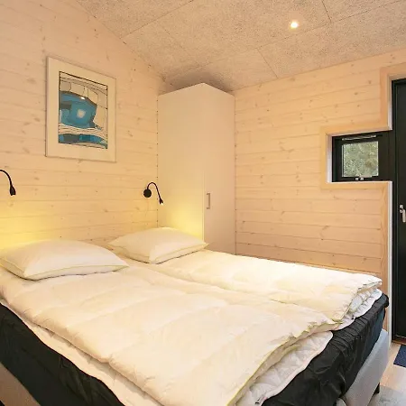 Semesterbostad Luxurious Holiday In Lb K With Whirlpool Ålbæk