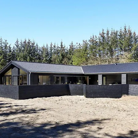 Luxurious Holiday In Lb K With Whirlpool Ålbæk